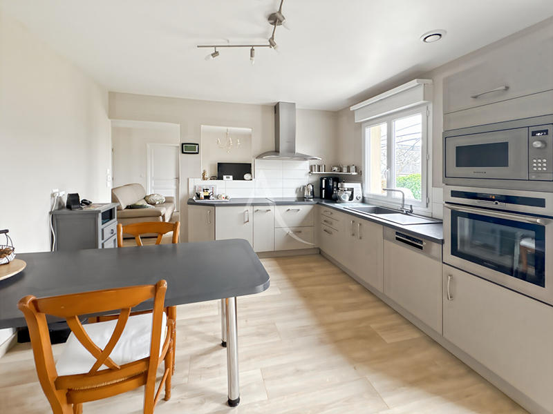 Maison - 140 m² - 6 pièces