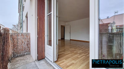 Appartement - 94 m² - 4 pièces