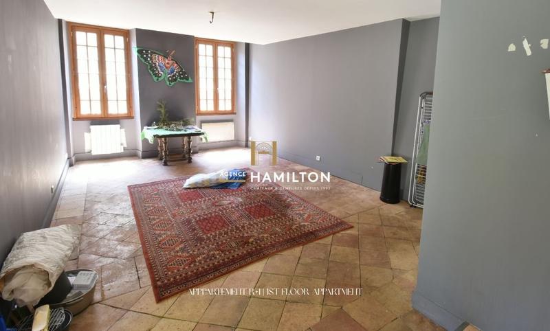 Immeuble - 619 m² - 18 pièces