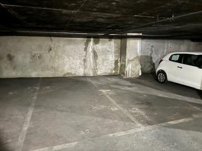 Parking - 33 m²