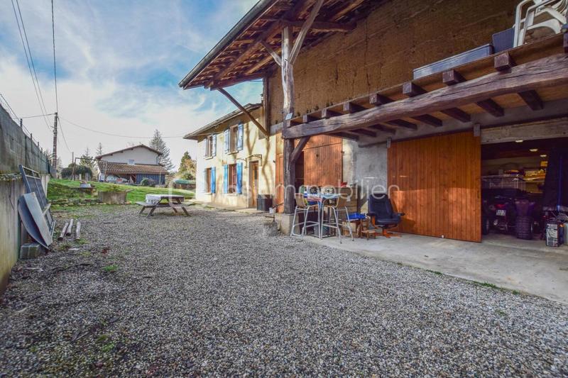 Maison - 98 m² - 5 pièces