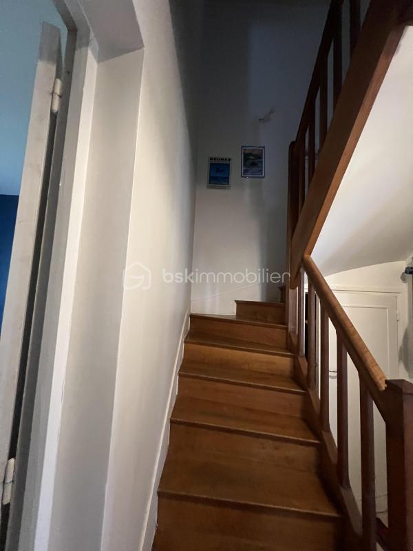 Maison traditionnelle - 150 m² - 7 pièces