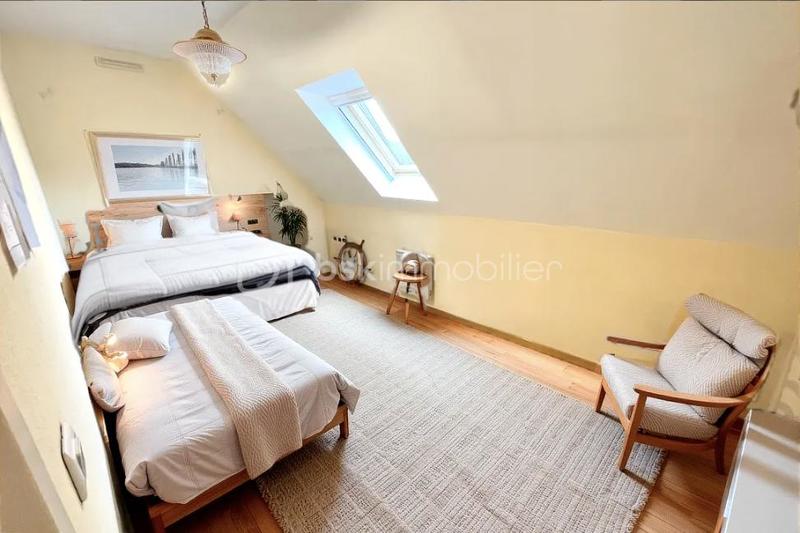 Pavillon - 104 m² - 6 pièces