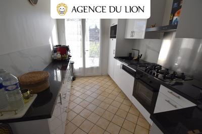Maison - 91 m² - 5 pièces
