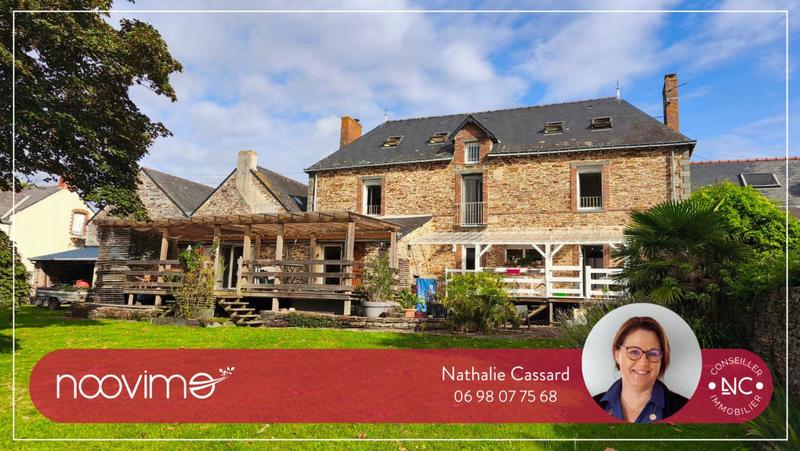 Maison - 251 m² - 7 pièces