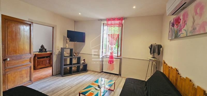 Maison - 368 m² - 15 pièces