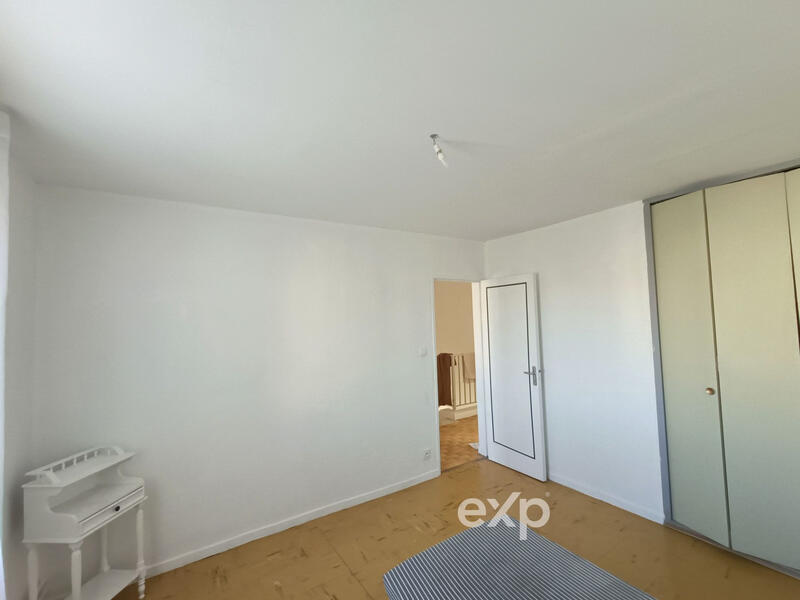 Maison - 85 m² - 4 pièces