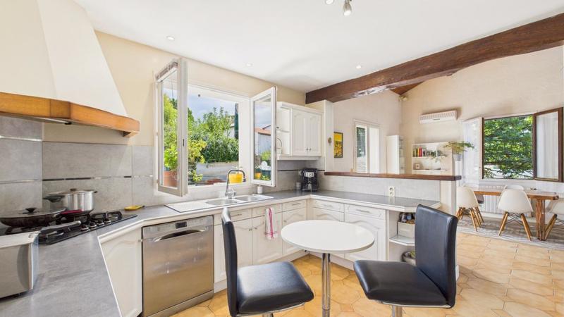 Maison - 107 m² - 5 pièces