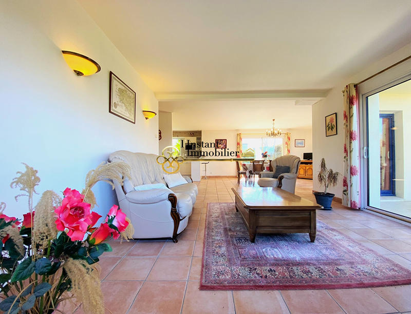 Maison - 140 m² - 6 pièces