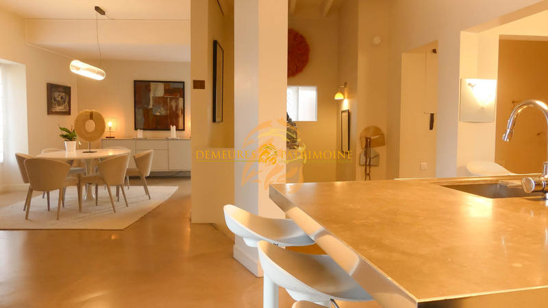 Duplex - 225 m² - 5 pièces