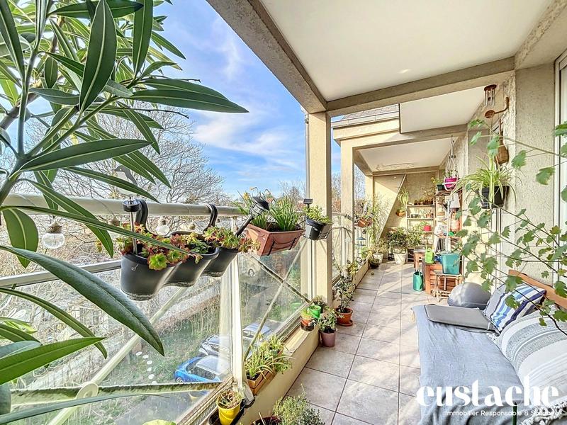 Appartement - 83 m² - 3 pièces