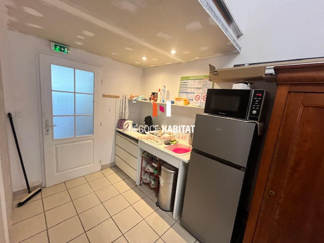 Local commercial - 285 m²