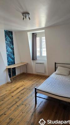 Chambre - 10 m² - 1 pièce