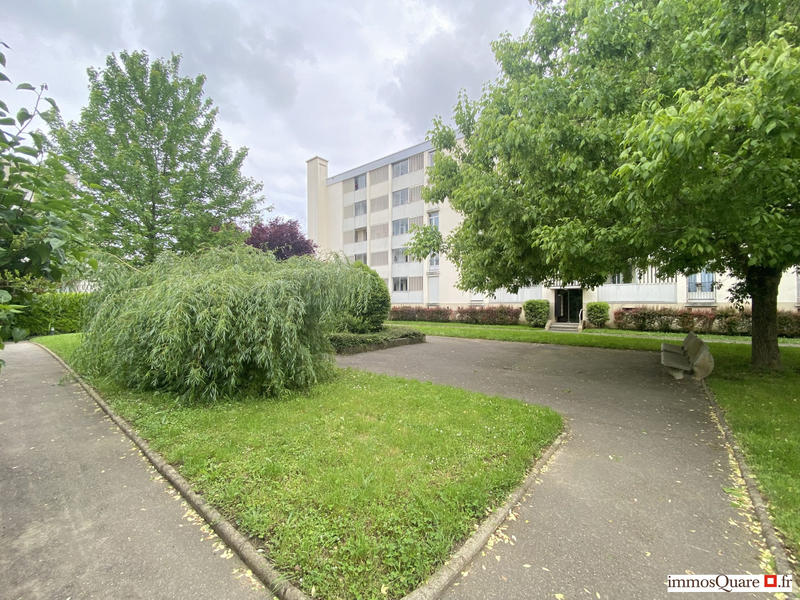 Appartement - 76 m² - 4 pièces