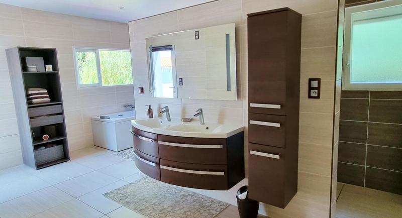 Maison - 136 m² - 7 pièces