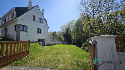 Maison - 106 m² - 6 pièces