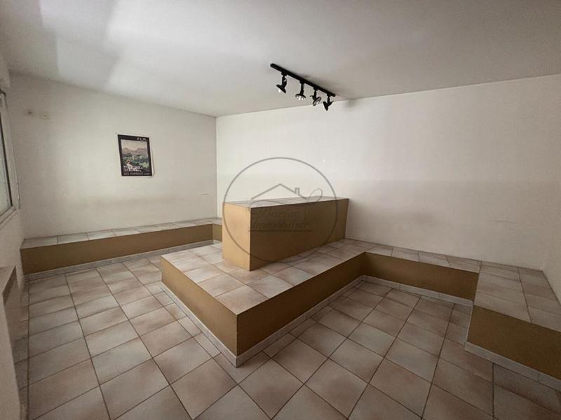 Maison de village - 148 m² - 8 pièces