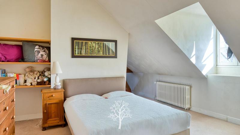 Maison bourgeoise - 311 m² - 8 pièces