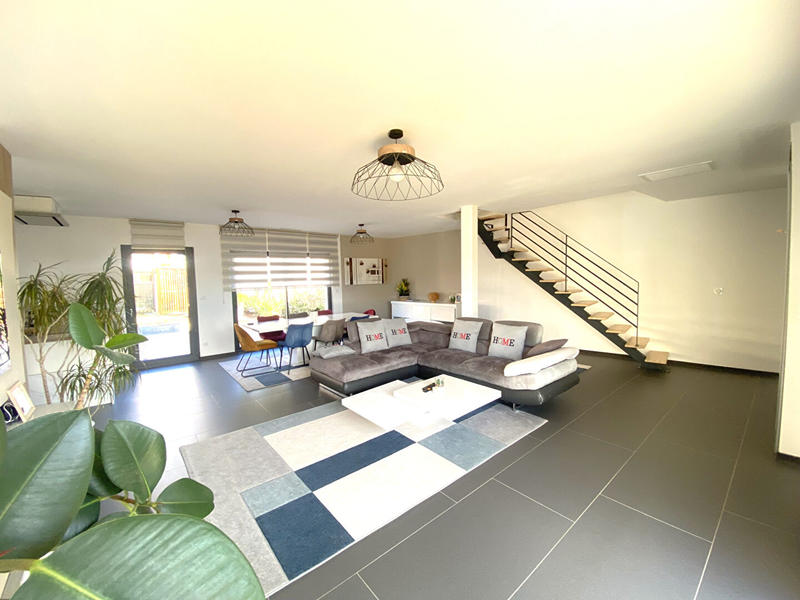 Maison - 135 m² - 5 pièces