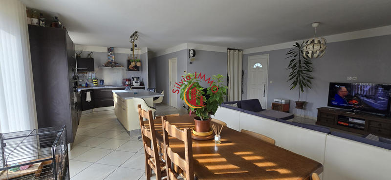 Villa - 99 m² - 4 pièces