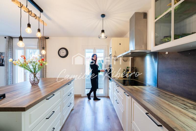 Maison - 142 m² - 5 pièces