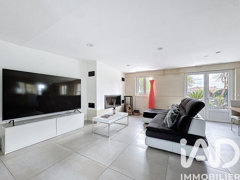 Maison de maîtres - 230 m² - 6 pièces