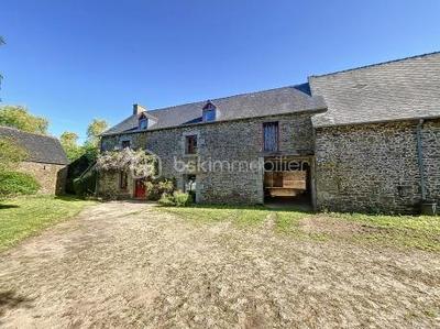 Maison en pierre - 170 m² - 7 pièces