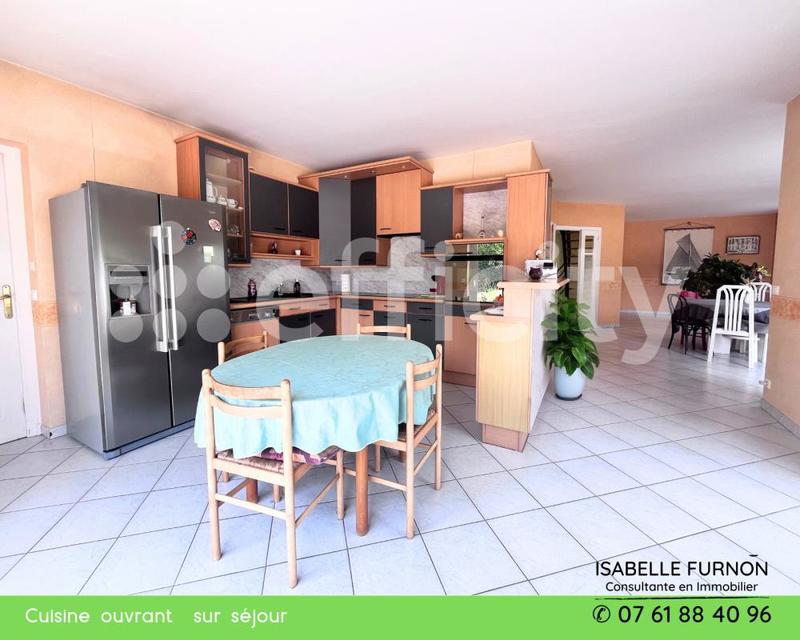 Maison d'architecte - 205 m² - 8 pièces