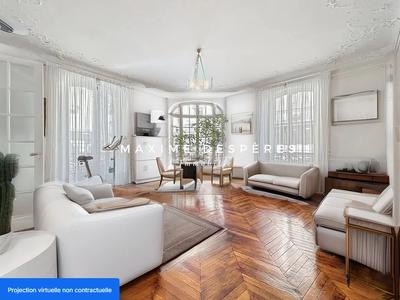 Appartement - 196 m² - 7 pièces