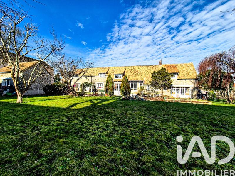 Maison - 240 m² - 7 pièces