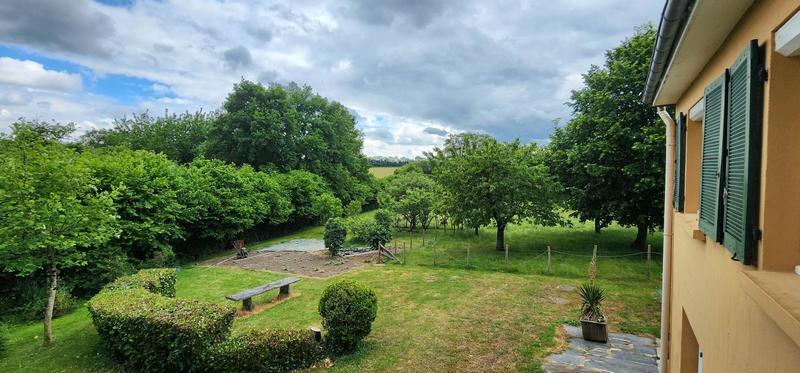 Maison - 160 m² - 7 pièces