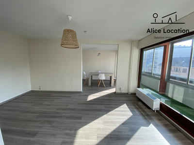 Appartement - 77 m² - 4 pièces