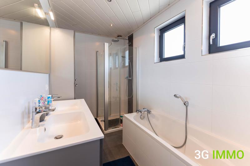 Maison - 107 m² - 5 pièces