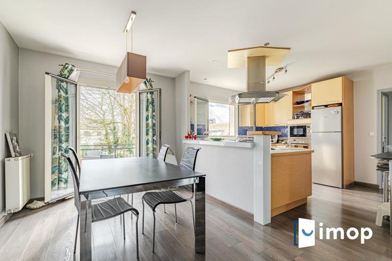 Maison - 110 m² - 6 pièces