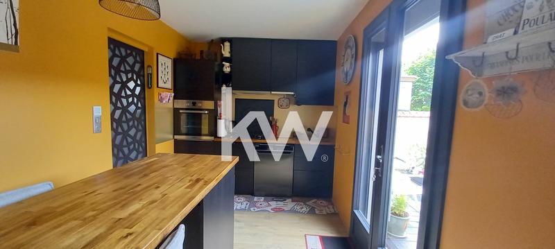 Maison - 121 m² - 5 pièces