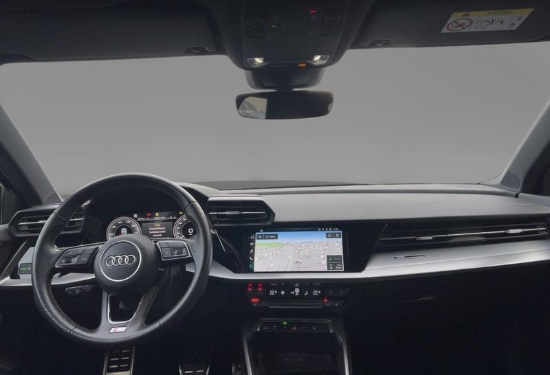 Audi A3 sportback 40 TFSIe 204 s-Line Hybride Rechargeable / Apple Caraply Android Auto Regulateur de Distance Keyless Coffre Elec