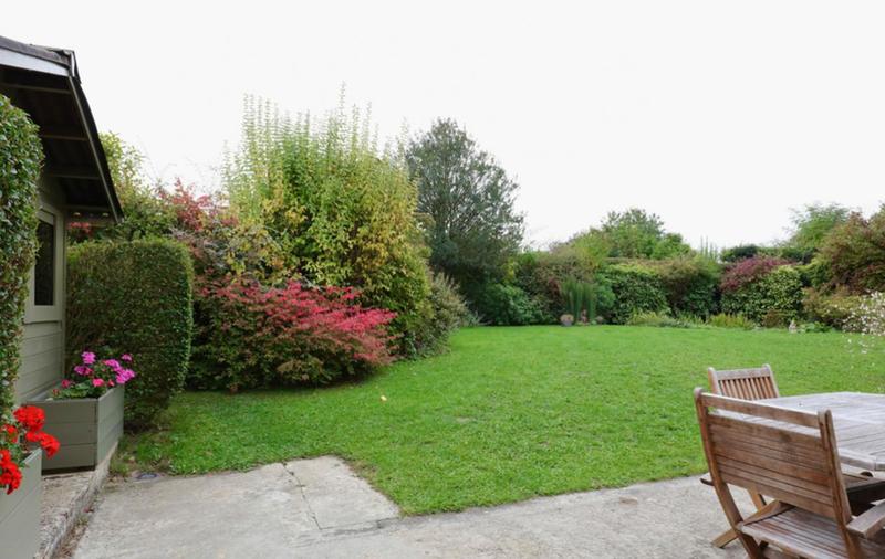 Pavillon - 145 m² - 6 pièces