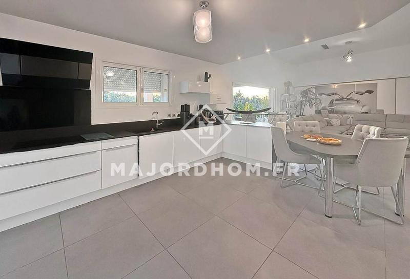 Maison d'architecte - 250 m² - 7 pièces