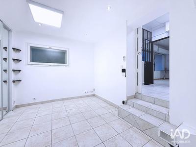 Bureau - 67 m² - 4 pièces