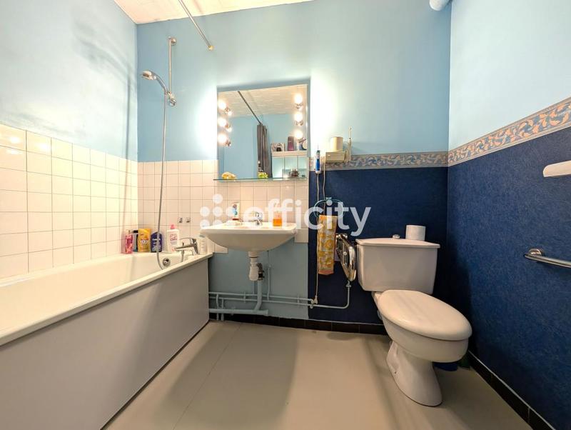 Appartement ancien - 53 m² - 2 pièces