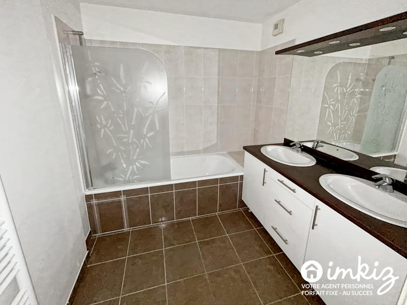 Appartement - 80 m² - 4 pièces