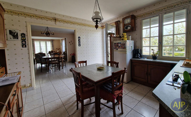 Maison - 82 m² - 4 pièces