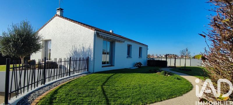 Maison - 99 m² - 5 pièces