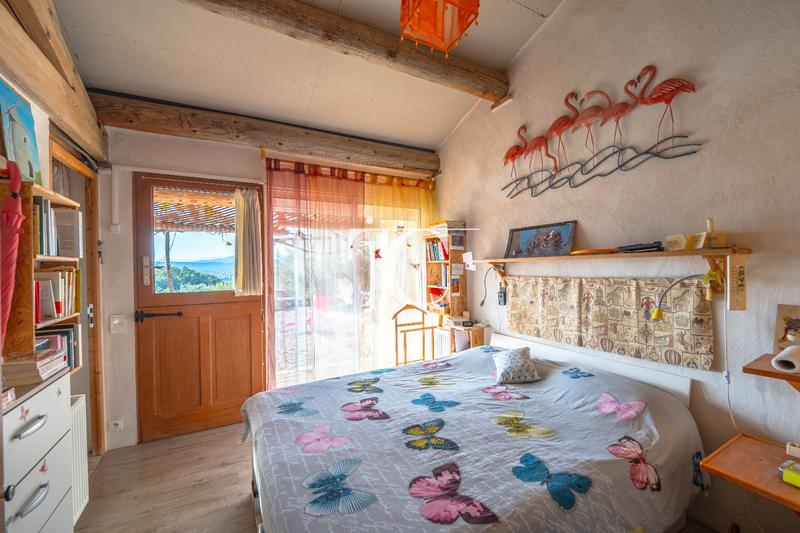 Maison - 223 m² - 9 pièces