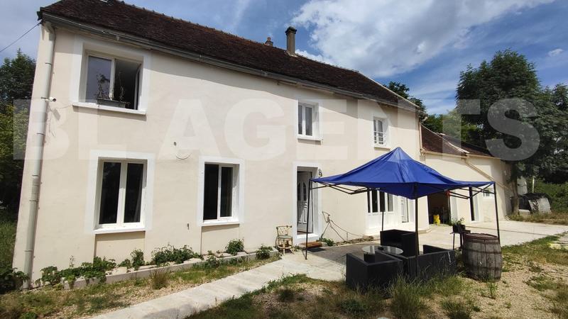 Maison en pierre - 80 m² - 4 pièces
