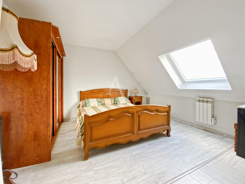 Maison - 100 m² - 6 pièces