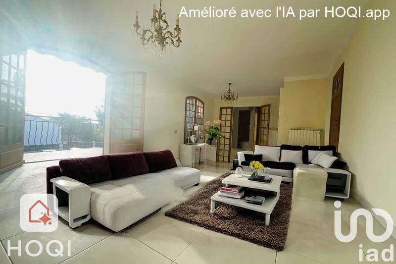 Maison - 192 m² - 9 pièces