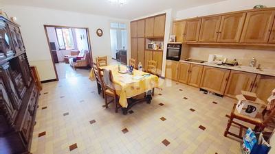 Maison de ville - 194 m² - 6 pièces