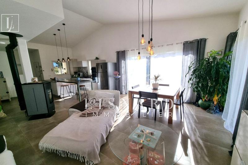 Villa - 120 m² - 6 pièces