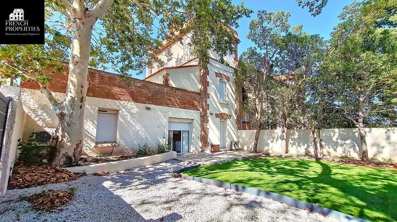 Maison - 193 m² - 8 pièces